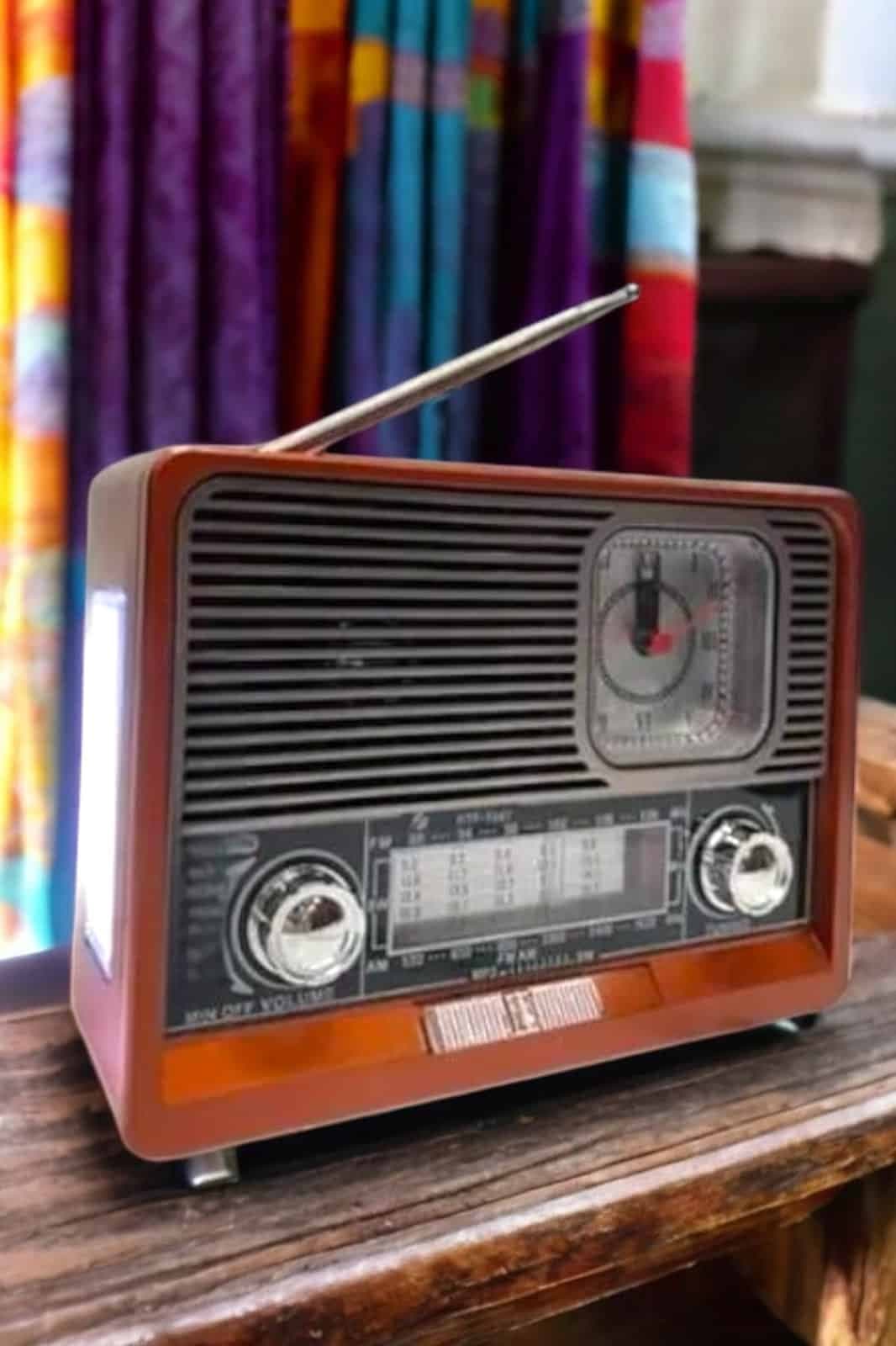 Nostaljik Radyo USB,AUX Ve SD Kart Girişli Bluetooth