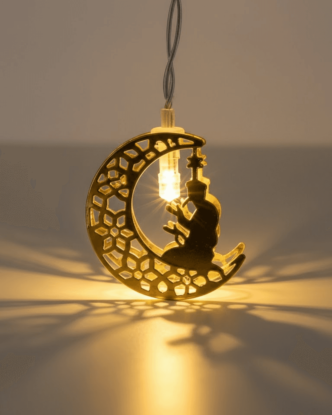 Secde Eden Adam Figürlü Ay Tasarımlı Ramazan LED Işık